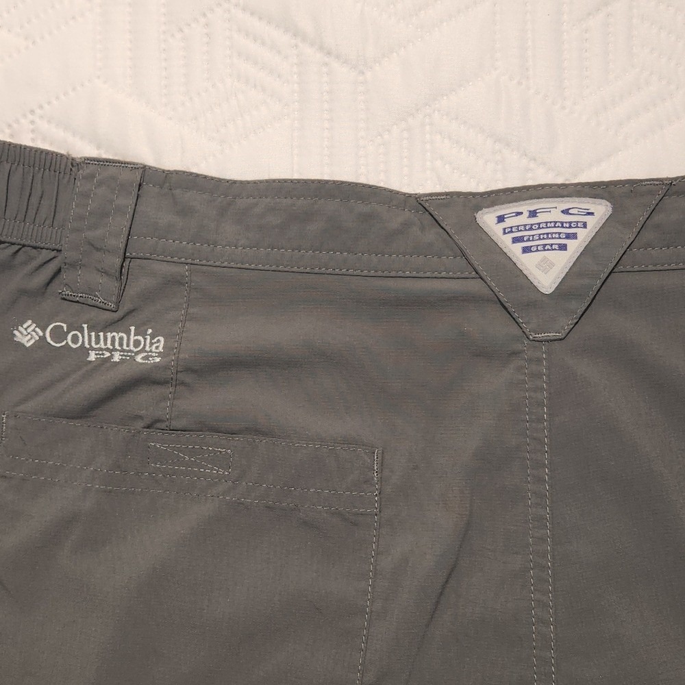Columbia Sportswear Men's Shorts Omni-Shade PFG Cargo Khaki Gray Sz 38 5 Pocket - Picture 9 of 16